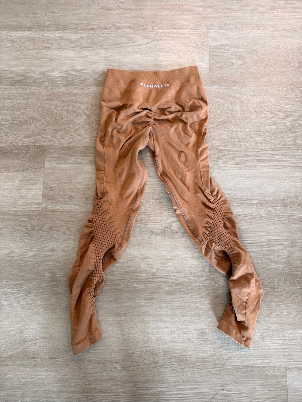 Alphalete Seamless Leggings in Rust Brown